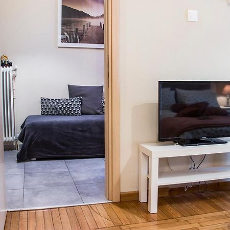 City Stay Close To The Metro A Charming Flat Atenas Exterior foto
