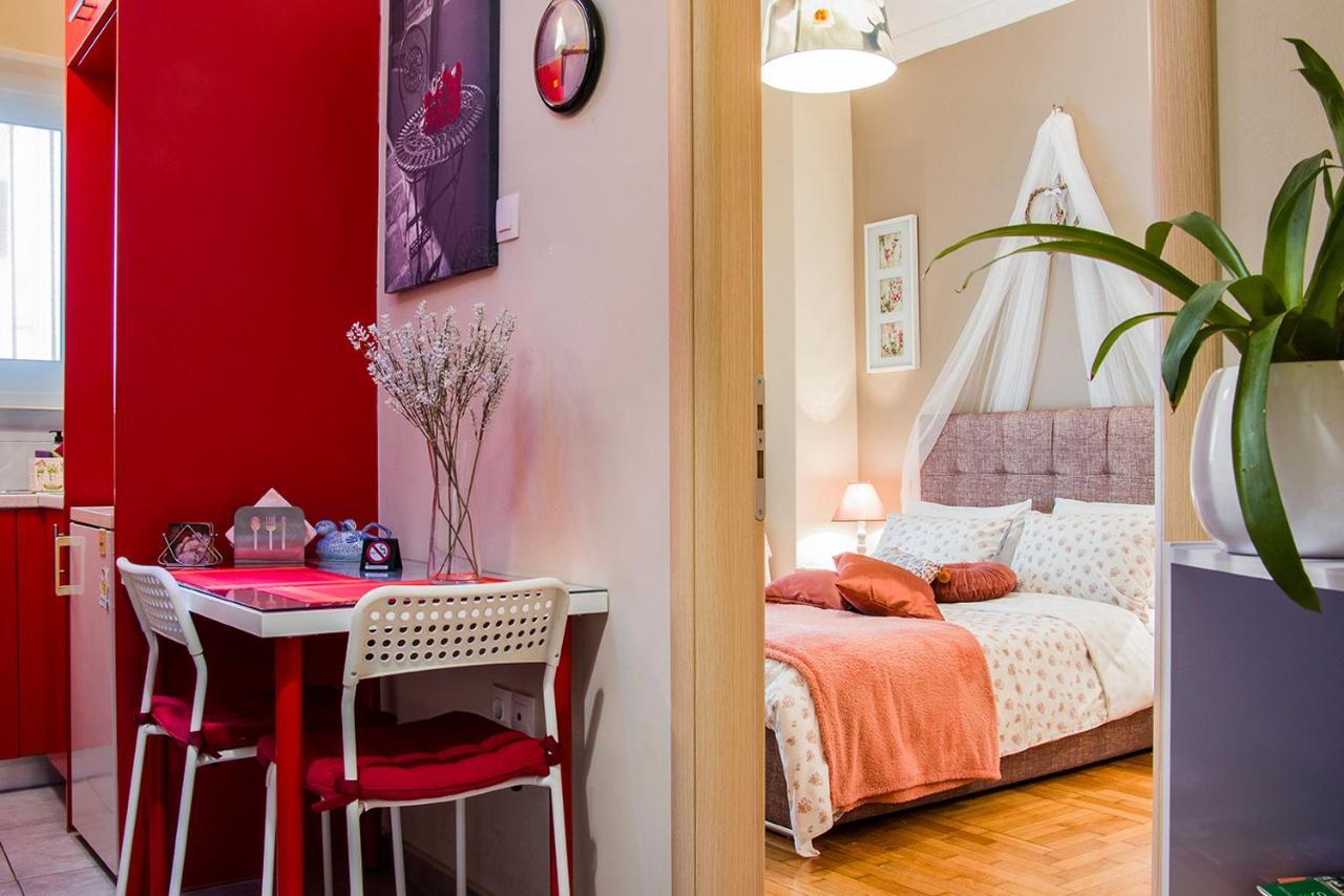 City Stay Close To The Metro A Charming Flat Atenas Exterior foto